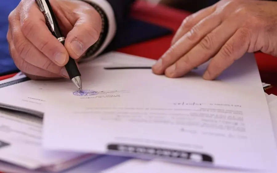 Signing a stamped legal document